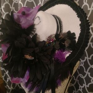 Derby hat